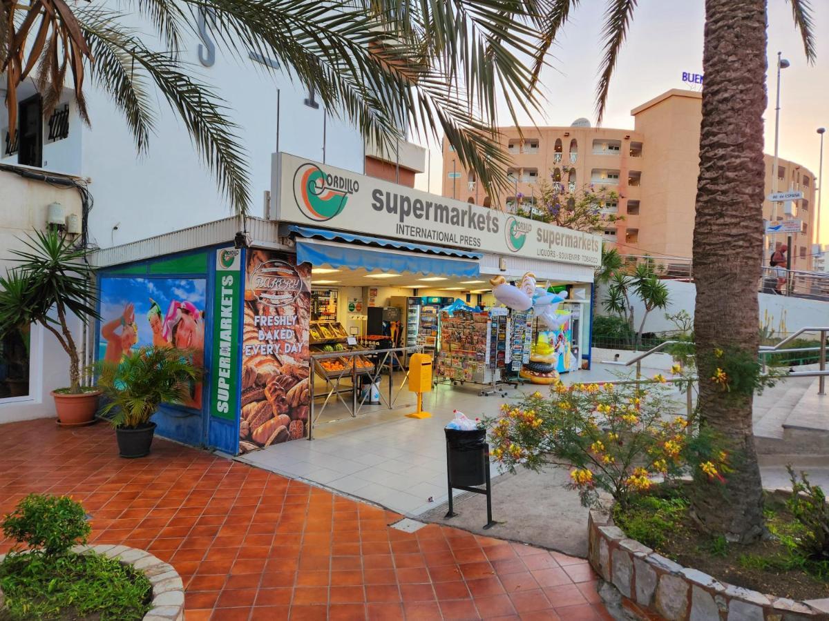 Yumbo Queen Apartment San Bartolomé Exteriör bild